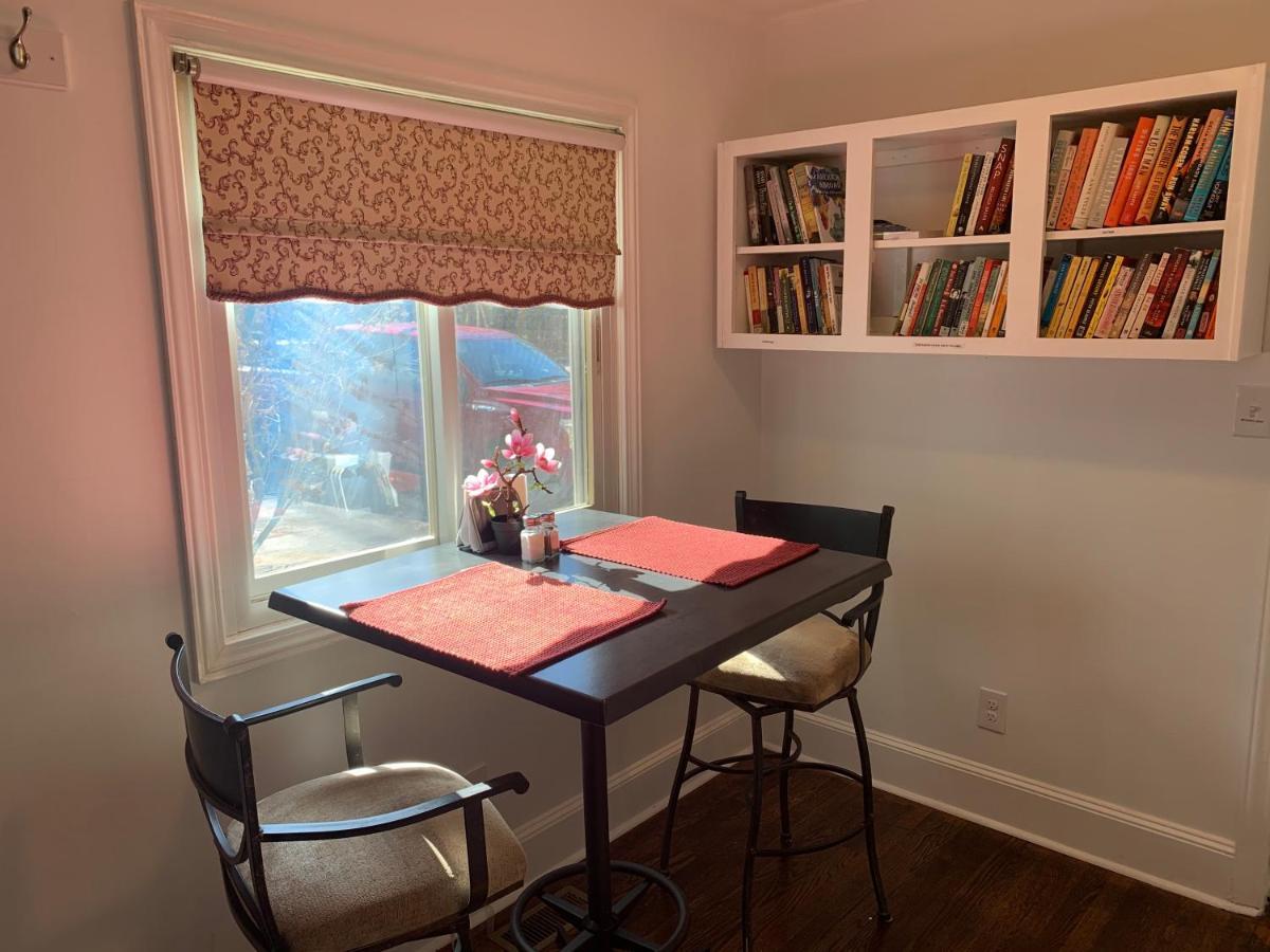 Briar Creek Rd Bnb Charlotte Exterior foto